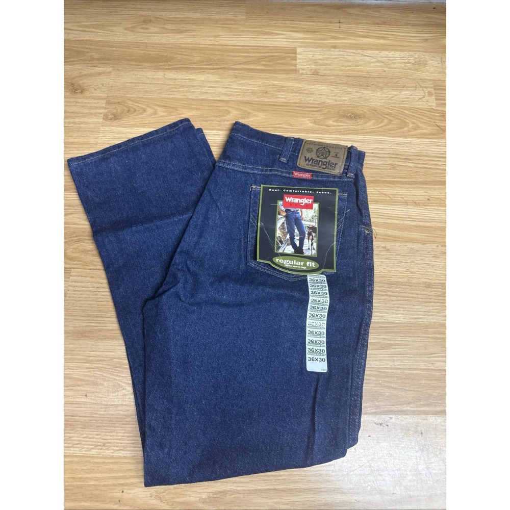 Wrangler Men's 36x30 Regular Fit Dark Wash Men's Jeans New With Tags